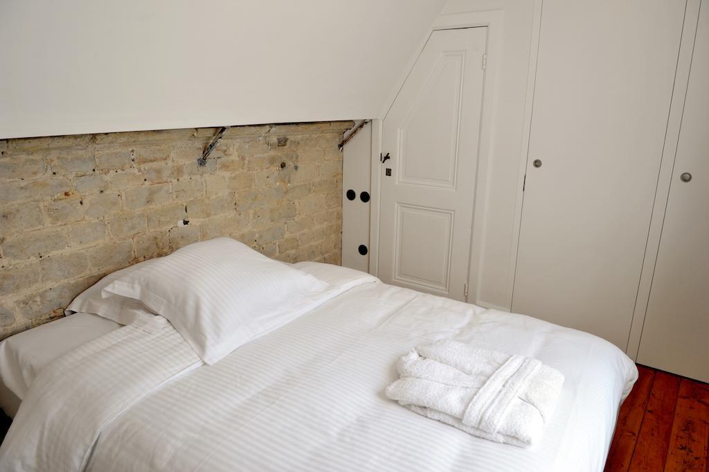 Guesthouse Bernardin Antwerpen Rom bilde